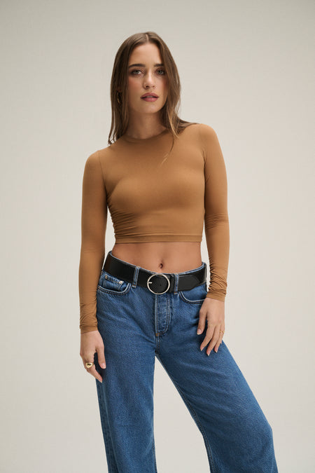 The Cindy Crop Long Sleeve - Camel
