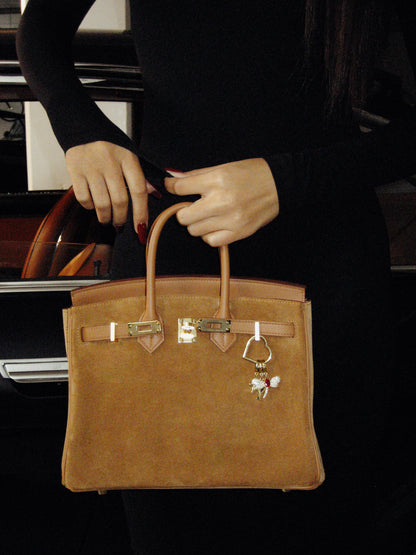 Heart Clasp With Chain - Gold